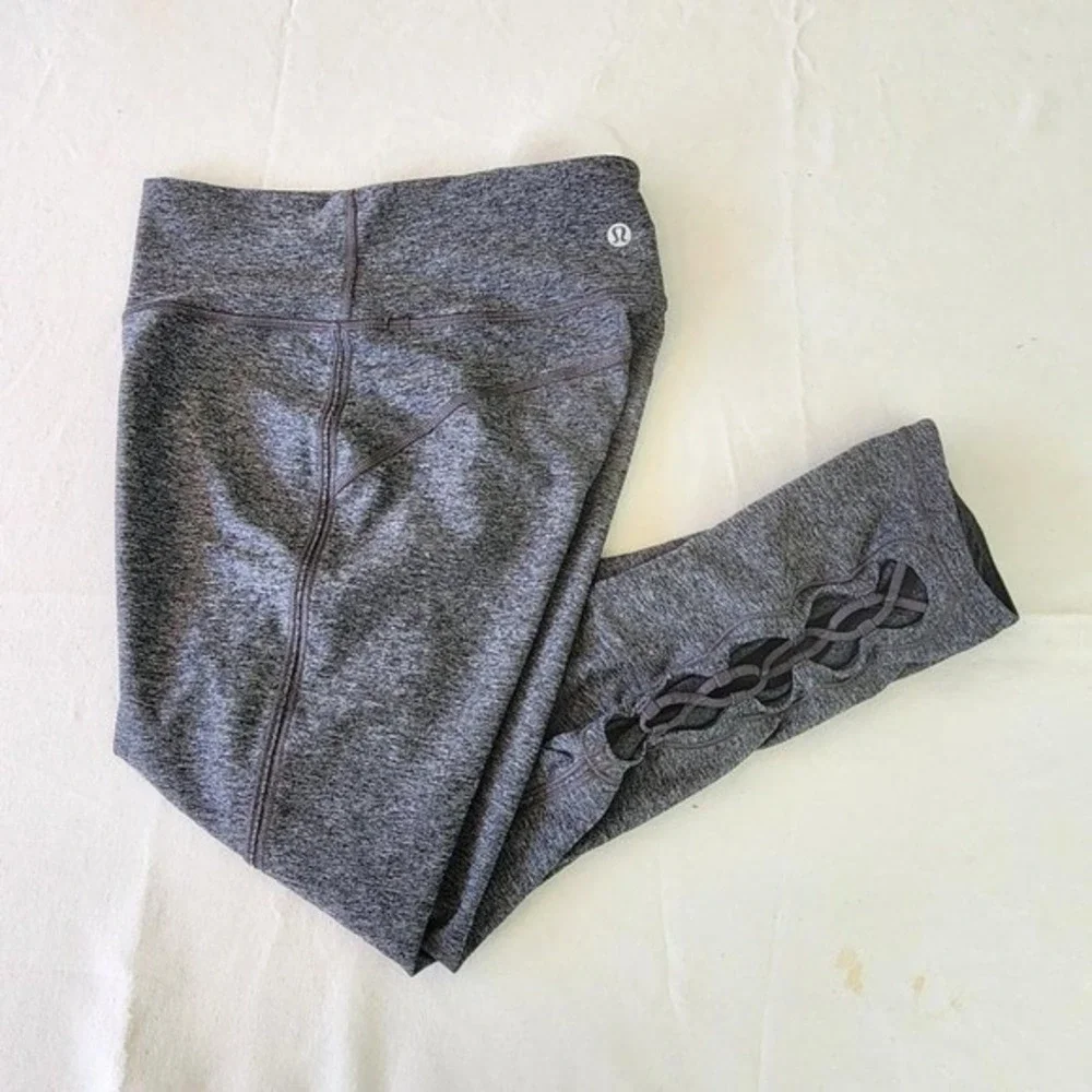Lululemon Tied To It Crop 21 Black 4 EUC Mesh Lace Up Yoga Leggings Capris Pants